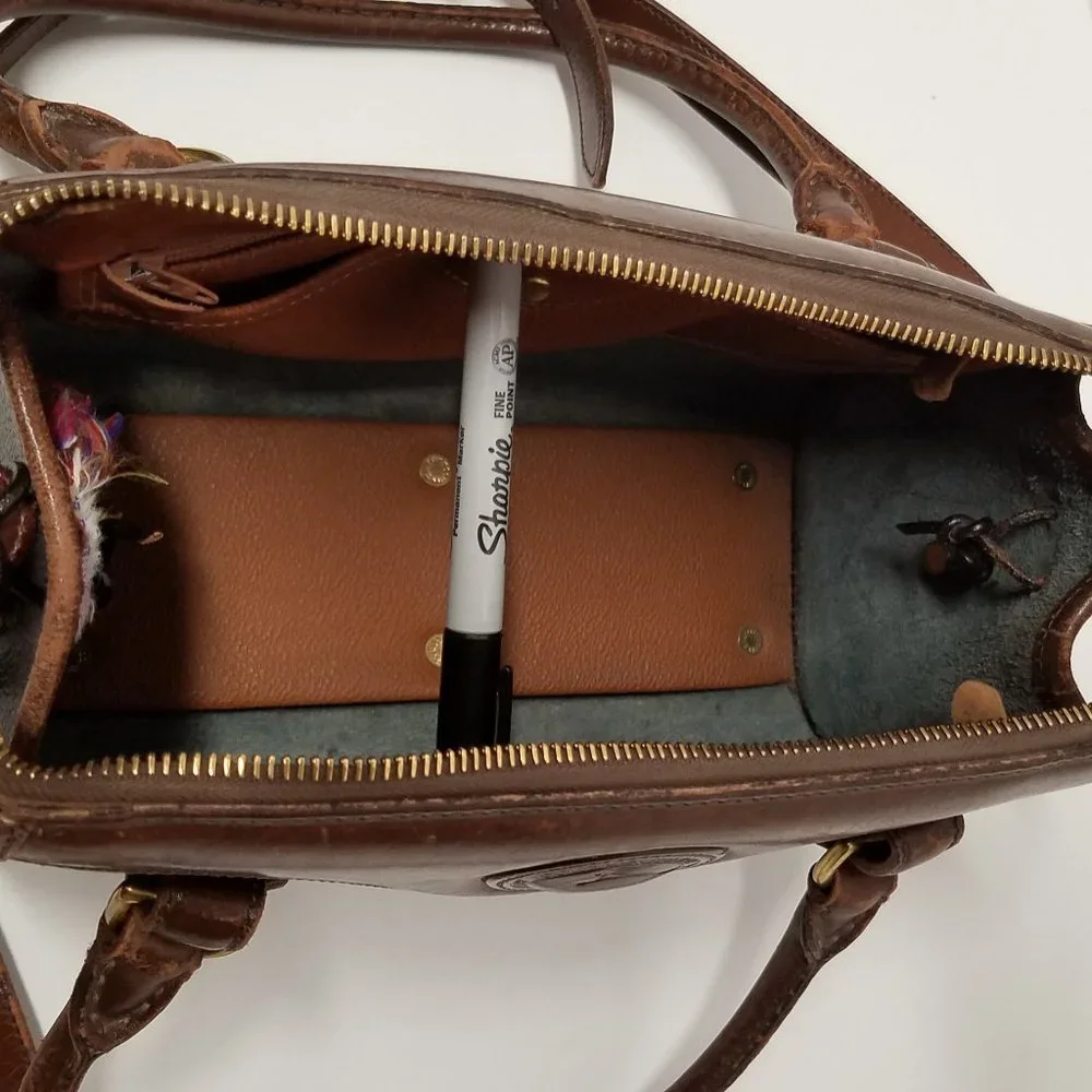 Dooney & Bourke production 1990